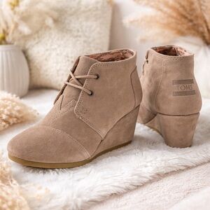 TOMS Desert Wedge Suede Booties Beige Boho Ankle Boots Free People Style Sz 8.5